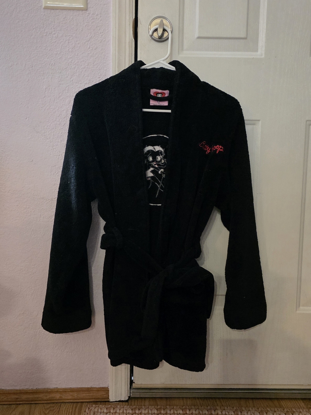 Bettyboop Small Plush Black Robe with Pink Script Embroidery & Bettyboop Back